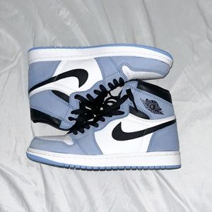 Women’s Jordan 1 retro high ‘University  Blue’